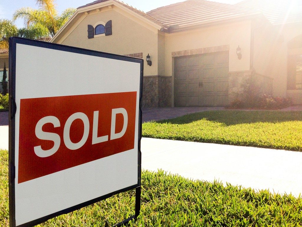 Sell Your Home Easily with These Simple Tips